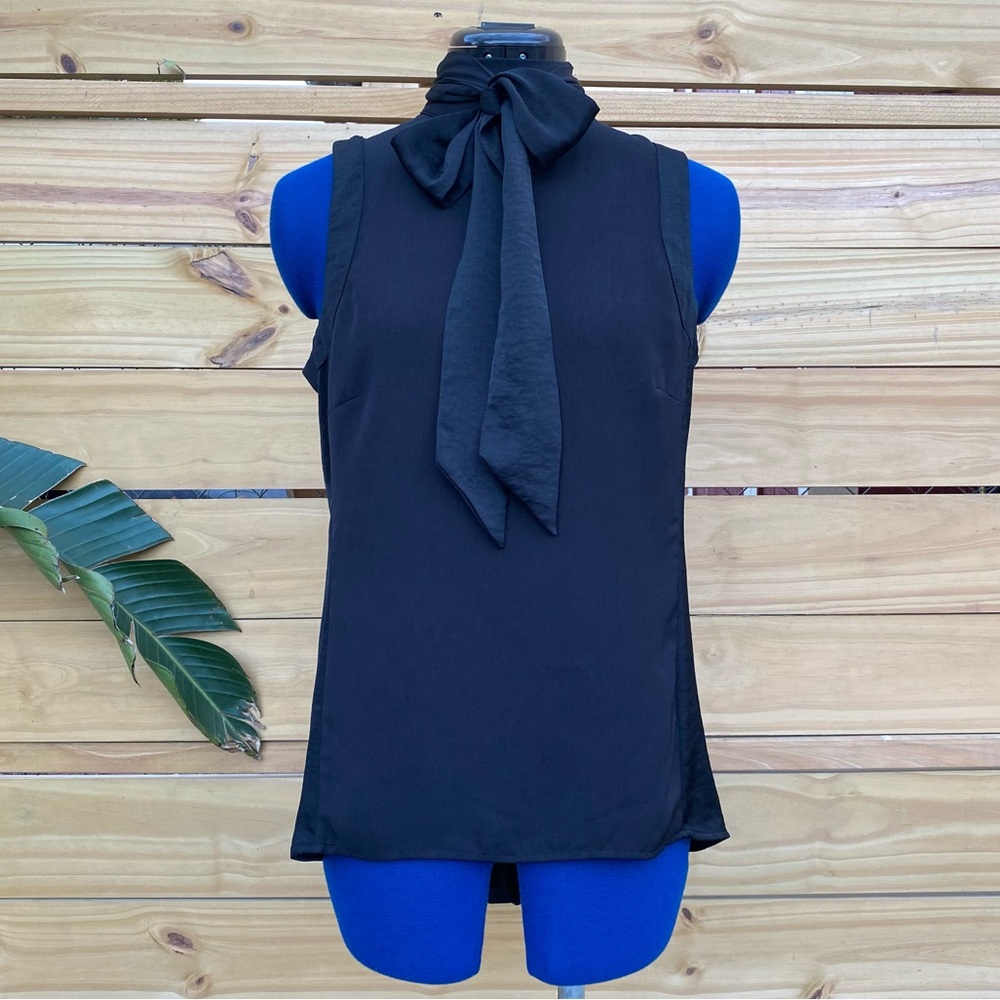 H&M Tie Neck Bow Sleeveless Blouse Black